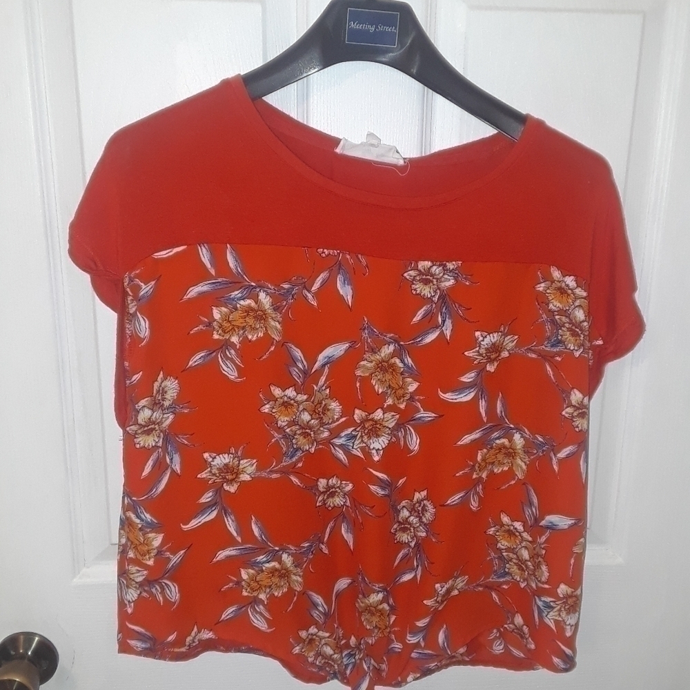𝅺hippie Rose floral top with front tie size xL - Picture 5 of 8